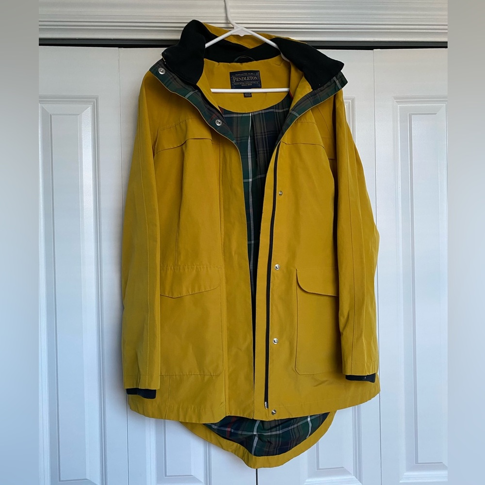 EUC- Rain Jacket | Pendleton | Yellow & Plaid | L